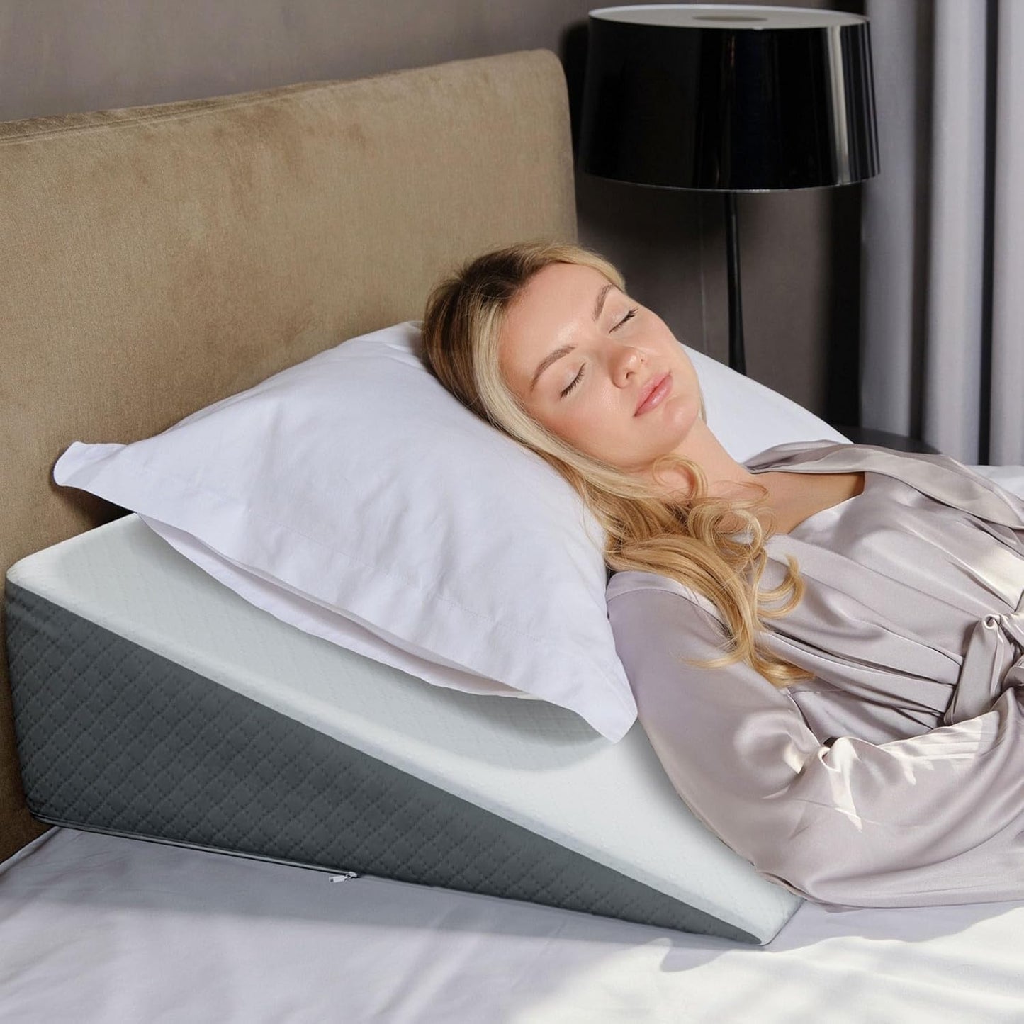 Sleebr® Memory Foam Wedge Pillow